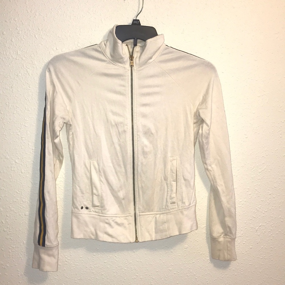 Converse track top